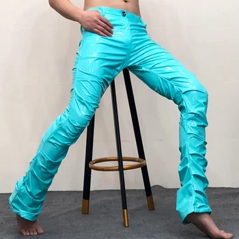Мужчины Костюмы PU Расклешенные брюки Ночной клуб Уличная одежда Блестящие сексуальные кожаные брюки Новый Erkek Pantolon Мужчины небесно-голубые брюки плиссированные брюки