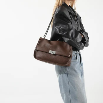Brand Дизайнерские откидные сумки через плечо Женская модная сумка под мышками Высококачественные кожаные сумки через плечо Однотонные кошельки и сумки