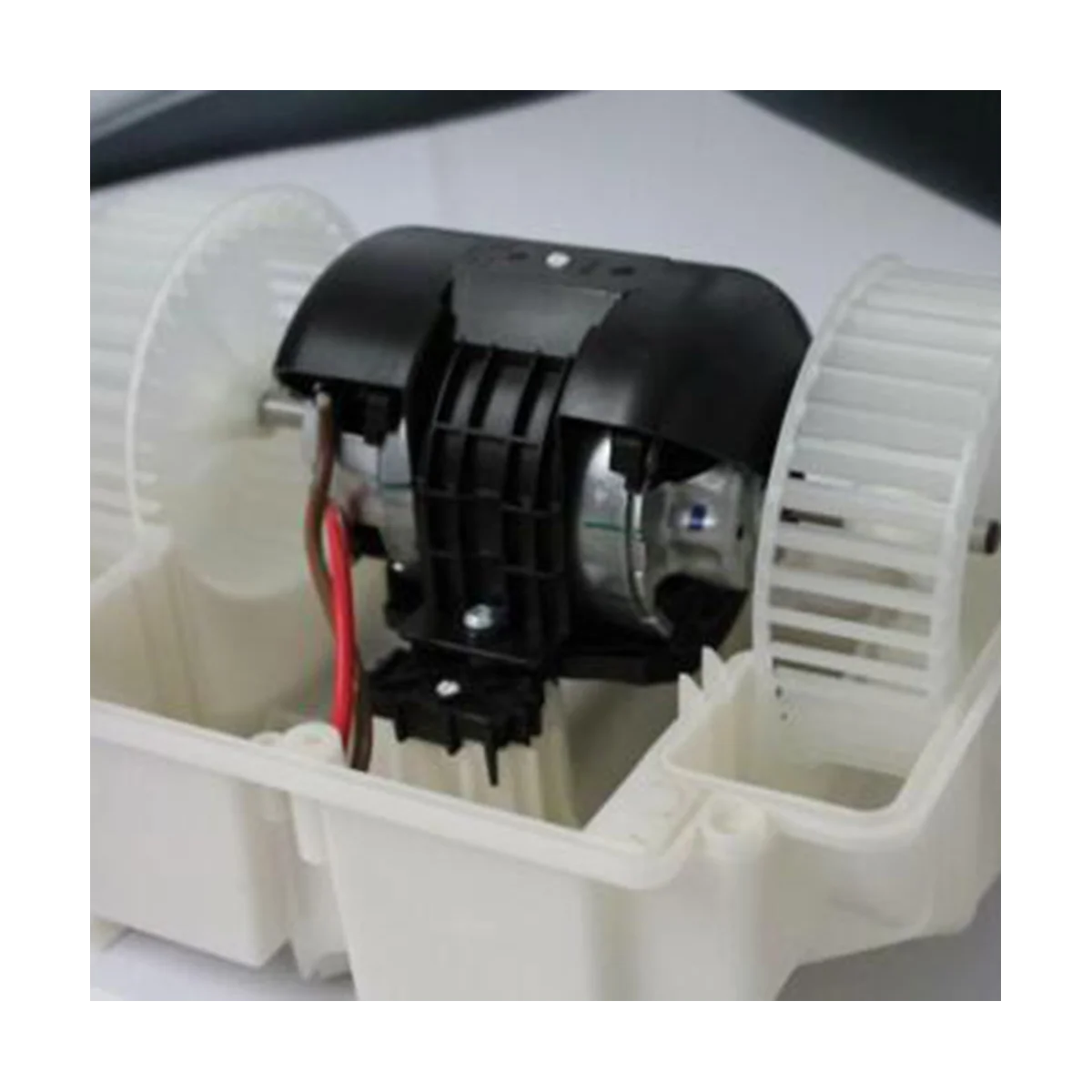 A2218202714 Автомобильный вентилятор вентилятора воздушного кондиционера для - S-Class W221 C216 S300 S350 S400 CL500 CL600 Вентилятор дроссельной заслонки
